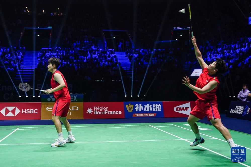 推动了她不 推动了她不