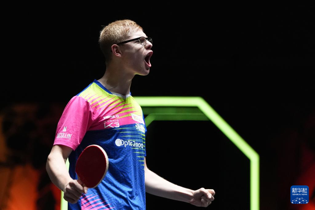 首胜到手 首胜到手